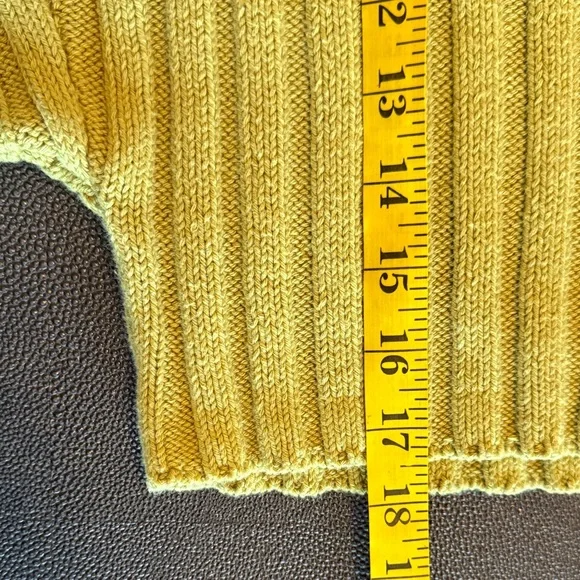 FP Beach Olive Green Women's ribbed cropped sweater size XS - Picture 9 of 10